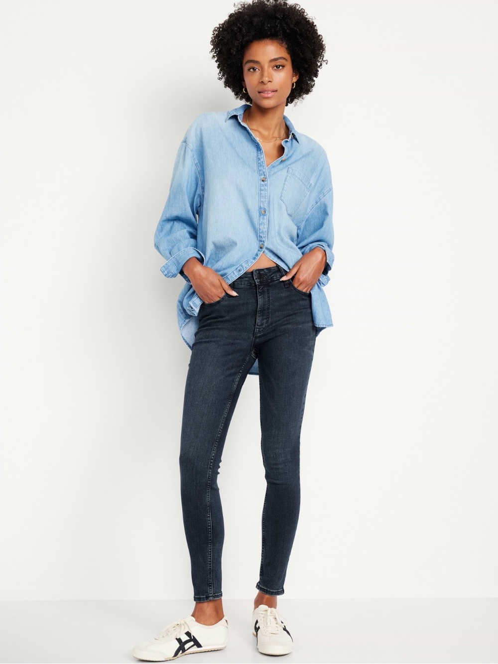 Old Navy Women’s Rockstar Super Skinny Jeans in Dark Blue Wash